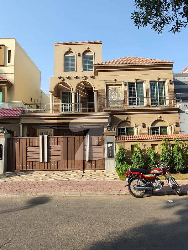 10 Marla Brand New Upper Portion Available For Rent Bahria Town Lahore