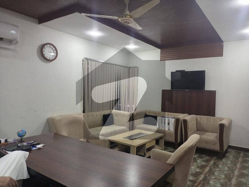 1 kanal house for rent with 5bed double kitchen in airline society