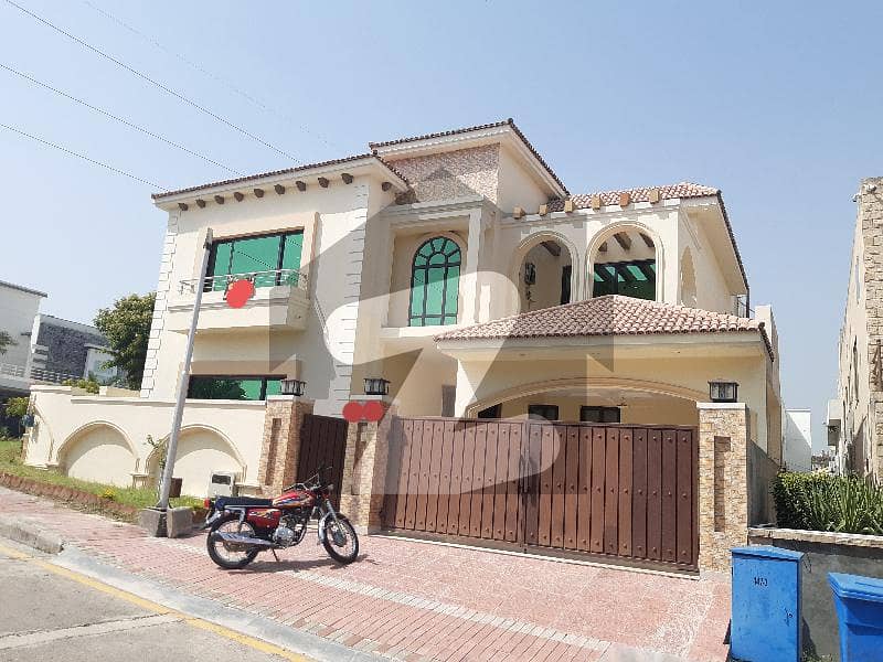 1 kanal corner 2 years used house for sale in bahria town phase 3