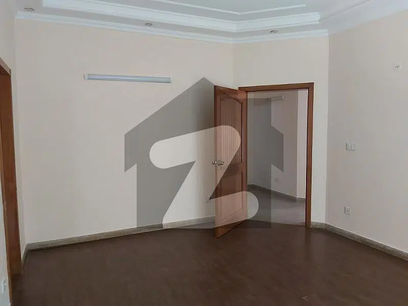 DEFENCE TEN MARLA RENOVATED LOWER PORTION AT PRIME LOCATION FOR RENT IN DHA LAHORE