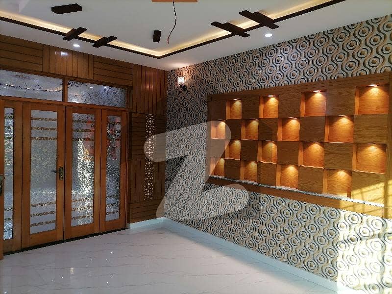 Spacious Prime Location 10 Marla House Available For sale In Gulshan-e-Ravi - Block G