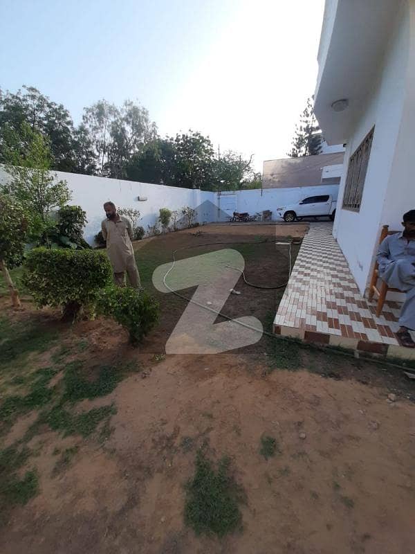 Defense 900 yards bungalow for rent Defense 900 yards bungalow for rent