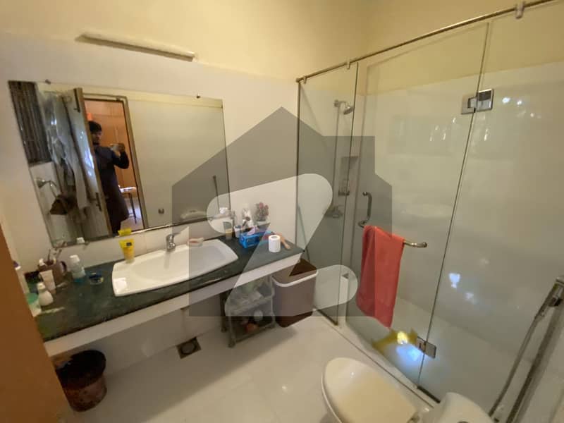 F-7 luxurious housse for rent on most prime location F-7 luxurious housse for rent on most prime location