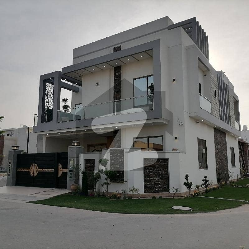 House Sized 7 Marla In Al Razzaq Royals