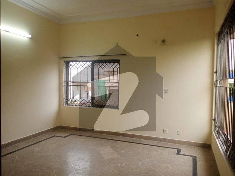 49x80 Portion for rent in G-11 49x80 Portion for rent in G-11