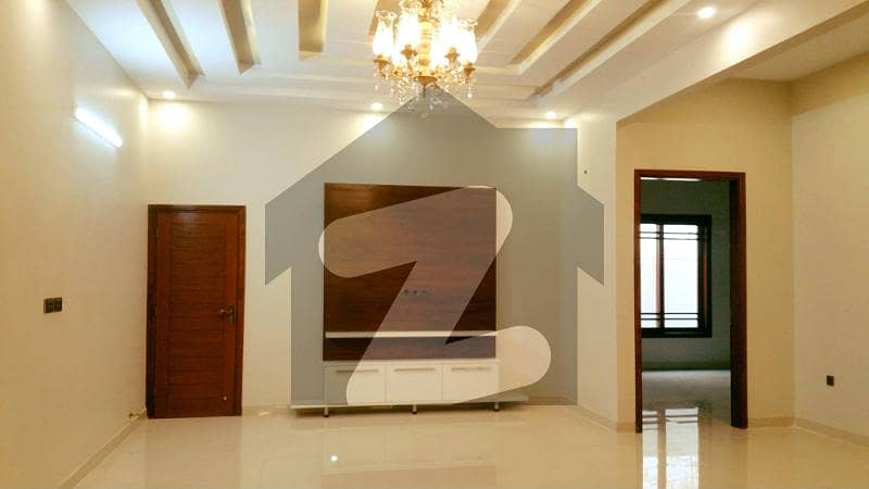Semi Furnished 600 Yards Bungalow With 2 Kitchens In A Super Secure Locality Near Karsaz Suitable For International Delegates Foreigners And Expatriates