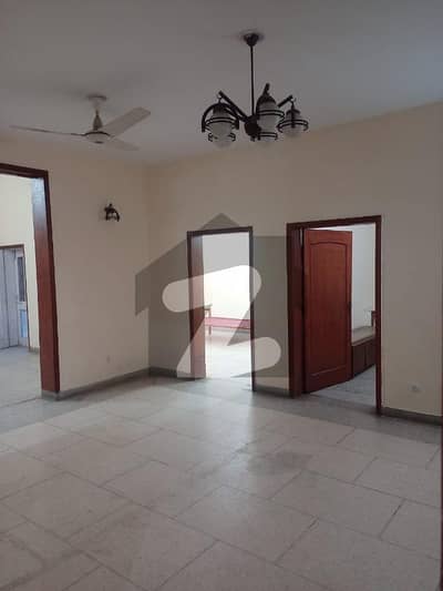 A 1800 Square Feet Upper Portion Has Landed On Market In Range Road Of Range Road