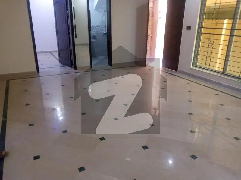 10 Marla Lower Portion Available For Rent In Audit And Account Lahore