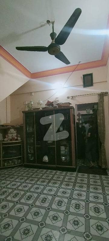 لیاقت آباد - بلاک 6 لیاقت آباد,کراچی میں 6 کمروں کا 2 مرلہ مکان 72.5 لاکھ میں برائے فروخت۔
