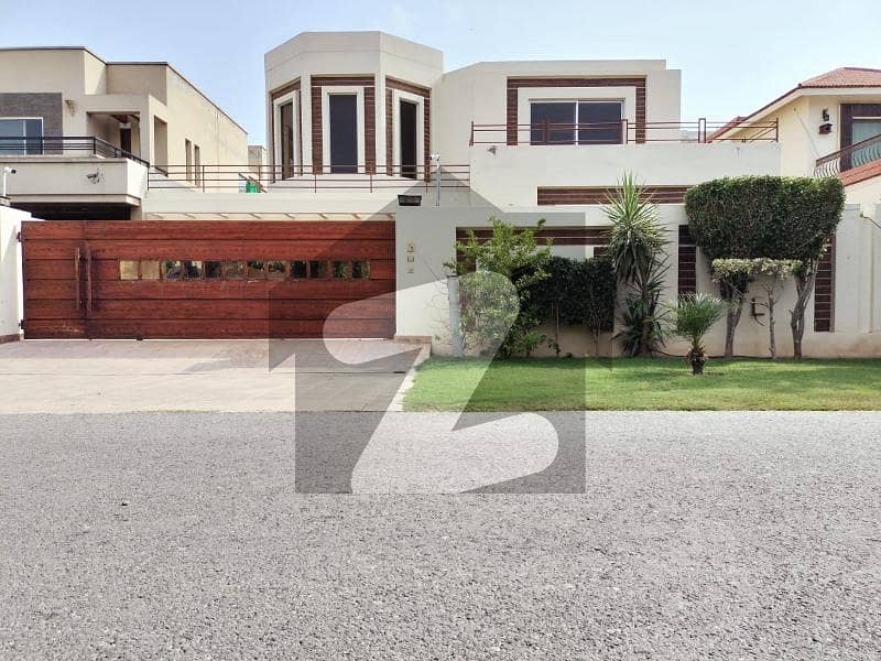 8 marla House For Sale In Paf Falcon Complex Gulberg 3 Lahore