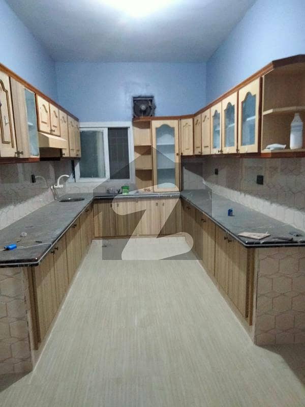 400 Yards Single Storey Independent House Available For Rent In Johar Block 9