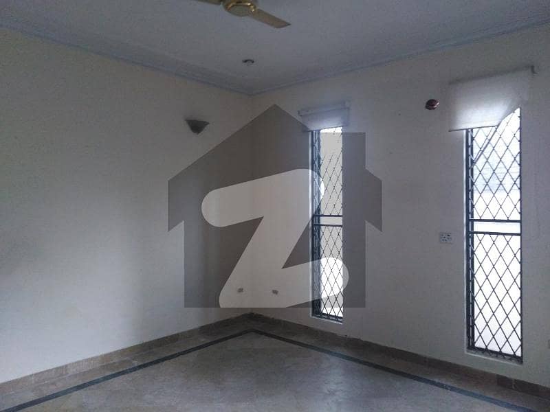Affordable Lower Portion For Rent In Model Town - Block A