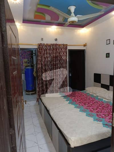 ناظم آباد 5 ناظم آباد,کراچی میں 2 کمروں کا 4 مرلہ بالائی پورشن 70.0 لاکھ میں برائے فروخت۔