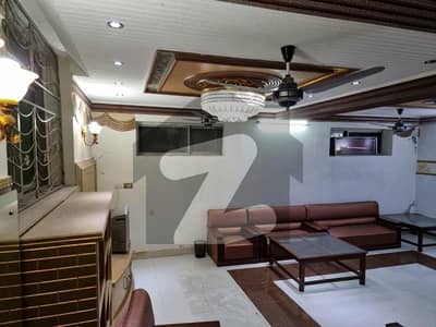 حیات آباد فیز 2 - ایچ2 حیات آباد فیز 2,حیات آباد,پشاور میں 10 کمروں کا 2 کنال مکان 19.2 کروڑ میں برائے فروخت۔