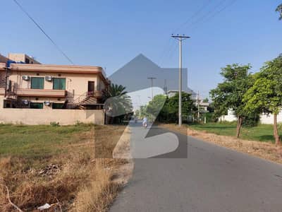 1 Kanal 40 Feet Road best location Price For Built Home Plot For Sale