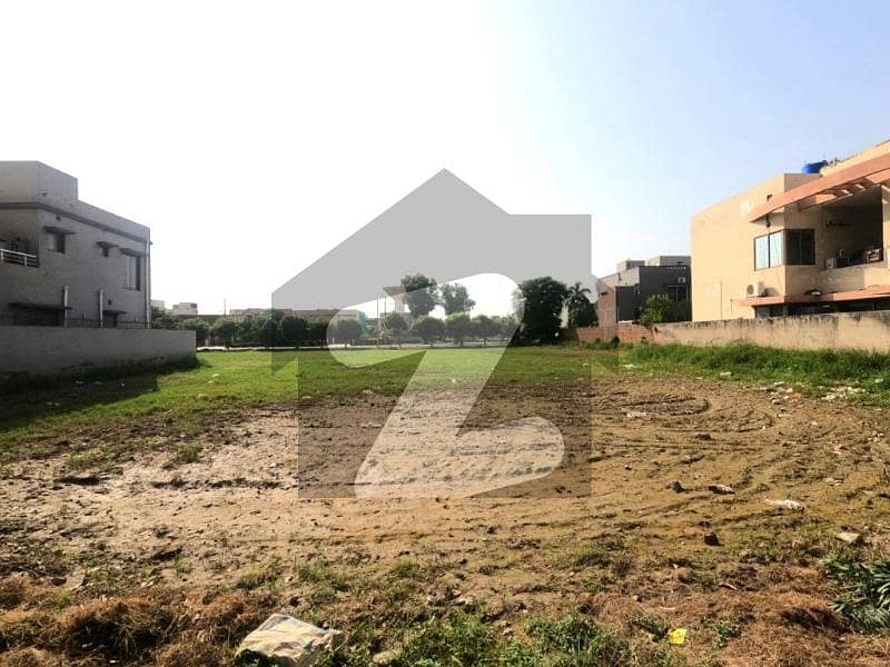 Prominently-Located 1 Kanal Residential Plot Available In Izmir Town - Block E
