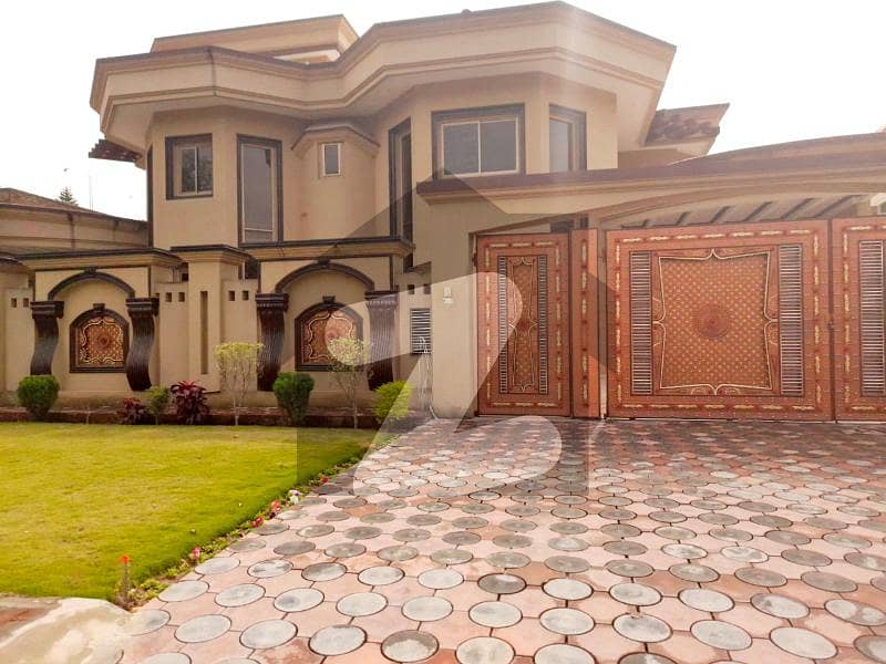 Brand New Luxury House Is For Sale Brand New Luxury House Is For Sale