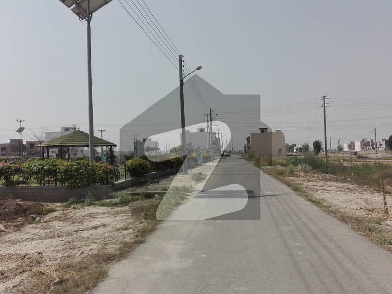 5 MARLA POSSESSION RESIDENTIAL PLOT BLOCK "4S" ON "60" FEET WIDE ROAD IS UP FOR SALE DHA 11