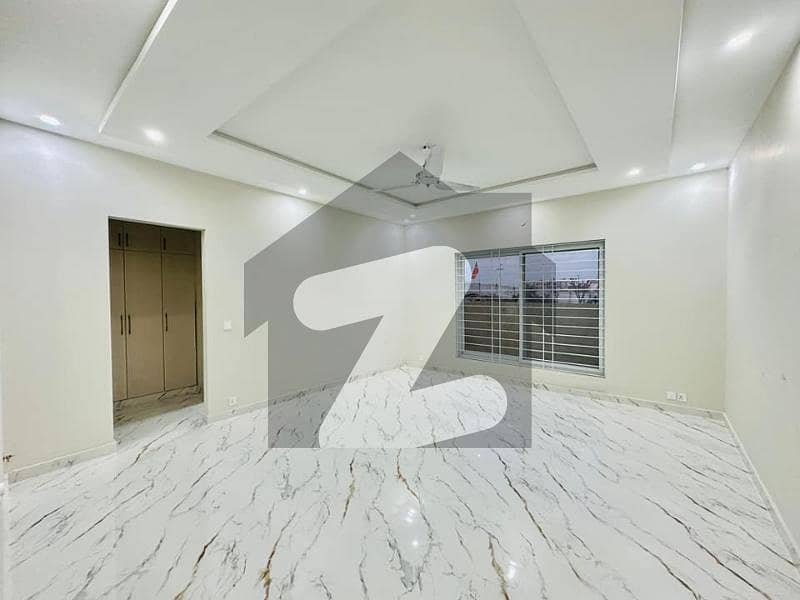 Stunning 13.25 Marla House In Sialkot Cantt For Sale Your Dream Home