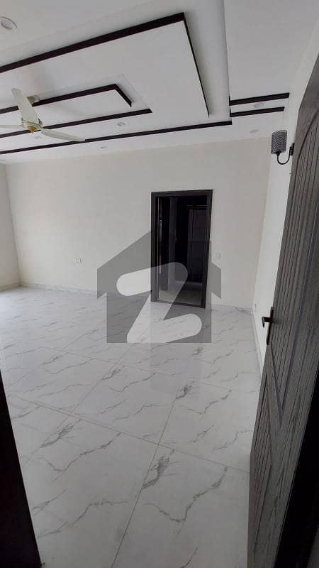 Like New Kanal Lower Portion For Rent In Nishtar Block Bahria Town Lahore