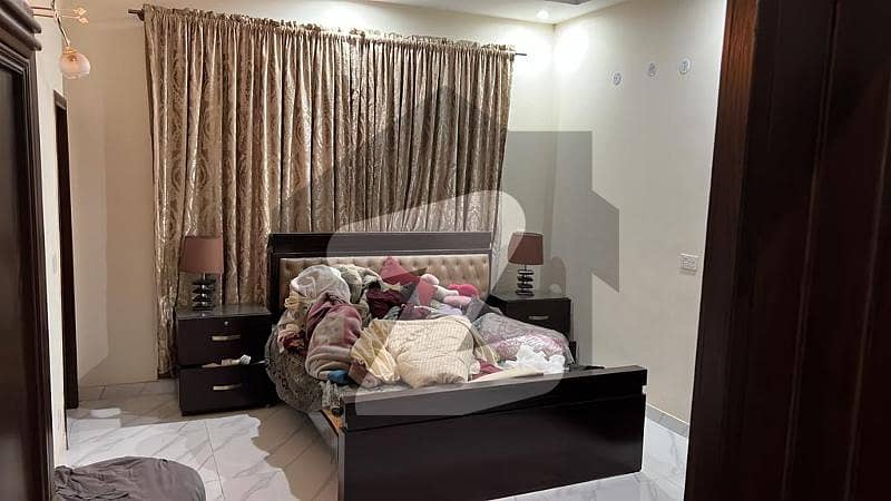 کیولری گراؤنڈ لاہور میں 1 کمرے کا 1 مرلہ کمرہ 45.0 ہزار میں کرایہ پر دستیاب ہے۔