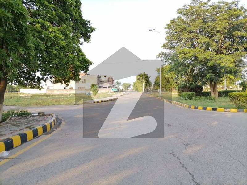 Good 11 Marla Residential Plot For sale In Bankers Avenue Cooperative Housing Society
