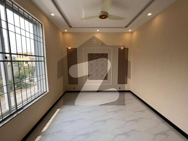 8 MARLA HOUSE AVAILABLE FOR SALE IN PUNJAB UNIVERSITY SOCIETY PHASE 1