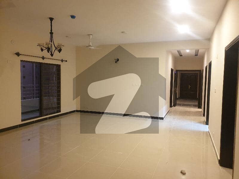 2700 Square Feet Flat For Sale Is Available In Askari 5 - Sector J