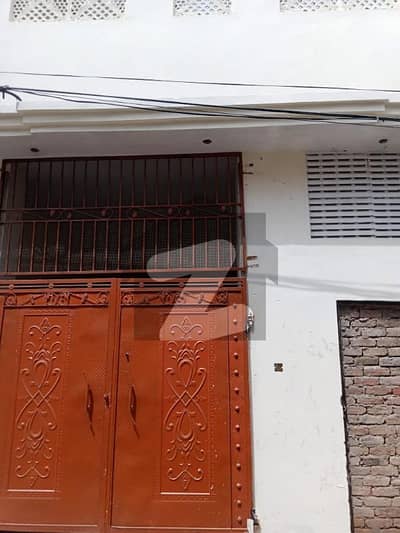 House Sized 3 Marla Available In Nawabpur Road