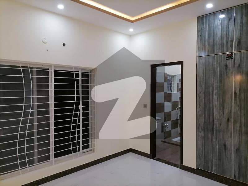 4 Marla Flat (Gas Available) for Rent in Bahria Orchard Phase 1 Central