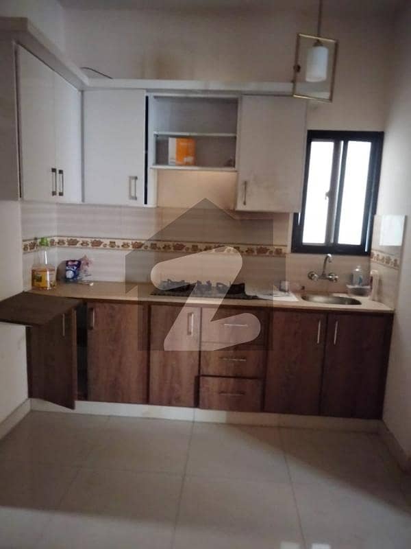 2 bedrooms drawing lounge 3rd floor at Saba commercial demand 42000(negotiable)