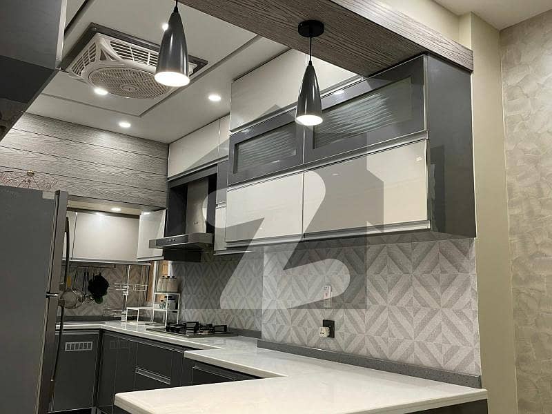 Kings tower flat for sale Kings Tower, GulistaneJauhar Block 15, GulistaneJauhar, Karachi