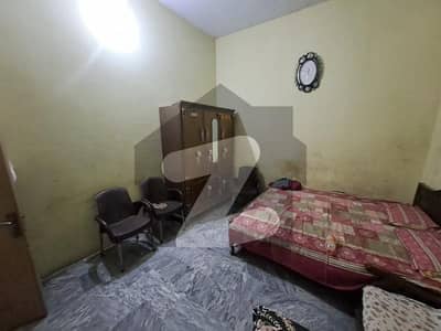 شادباغ لاہور میں 6 کمروں کا 7 مرلہ مکان 3.5 کروڑ میں برائے فروخت۔