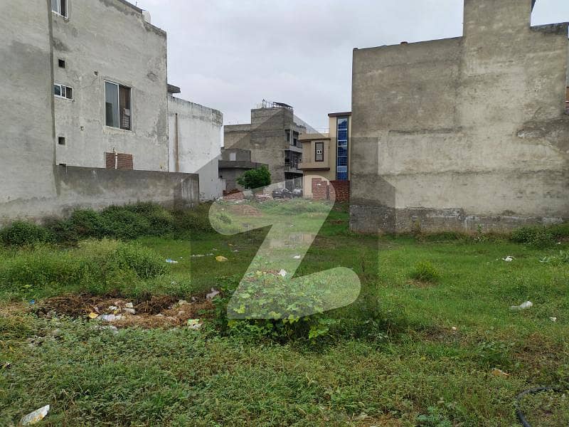 8 Marla Plot For Sale In High Court Phase 2