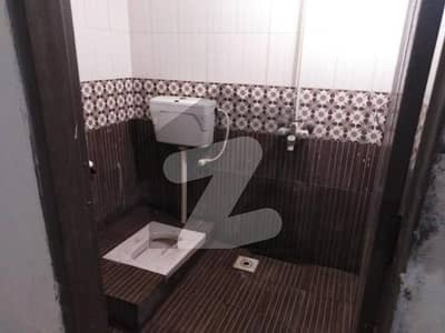 شنگھائی روڈ لاہور میں 3 کمروں کا 2 مرلہ مکان 68.0 لاکھ میں برائے فروخت۔