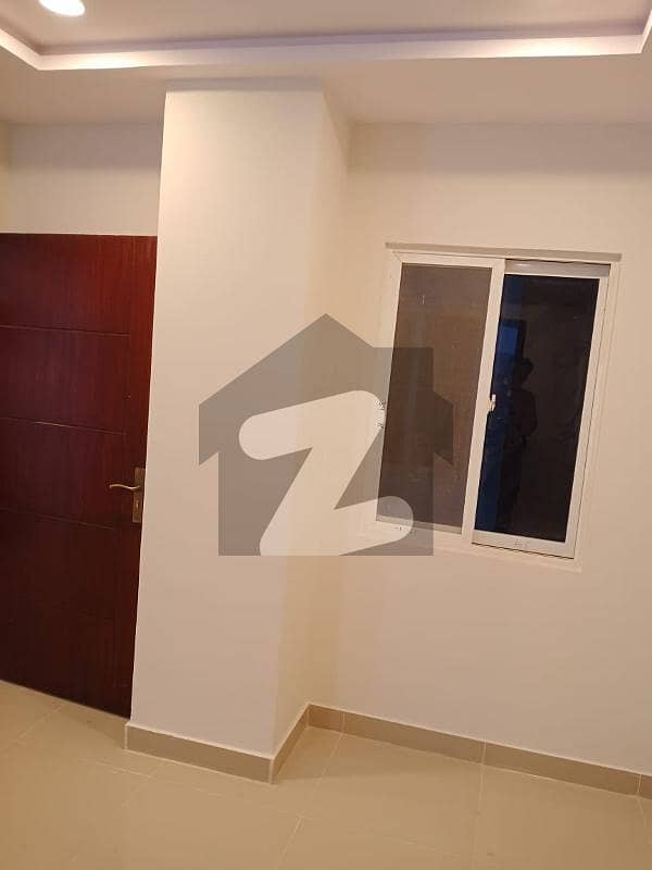 1 BED LUXURY APARTMENT AVAILABLE FOR RENT AT GULBERG GREENS ISLAMABAD