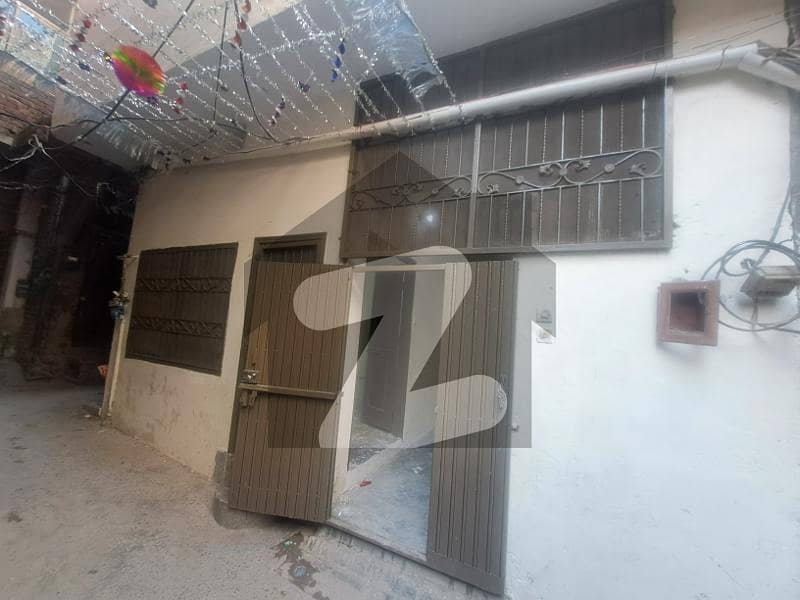 تاجپورہ لاہور میں 2 کمروں کا 1 مرلہ مکان 40.0 لاکھ میں برائے فروخت۔