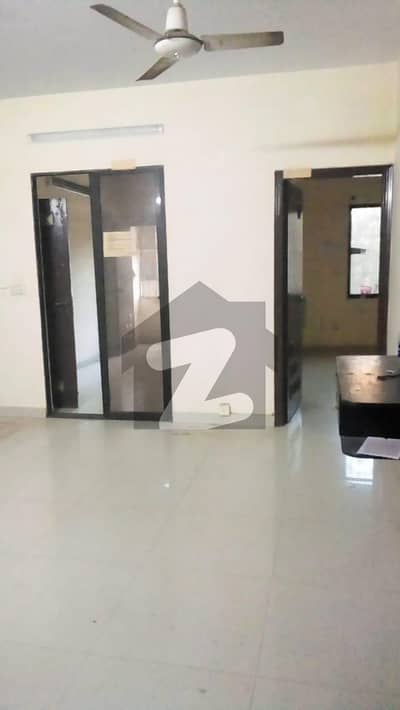 DHA KARACHI PHASE 6 BUKHARI COMMERCIAL 3 BED FOR RENT