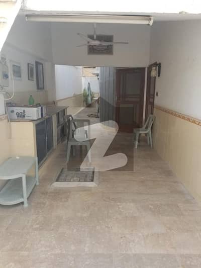 200 Sqyd House For Sale In Shalimar Banglows In Block 17 Gulistan-E-Jauhar