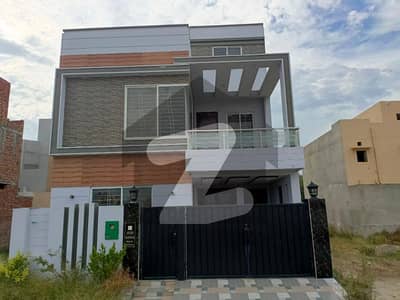 5 MARLA BRNAD NEW HOUSE FOR RENT IN OLC B BLOCK BAHRIA ORCHARD