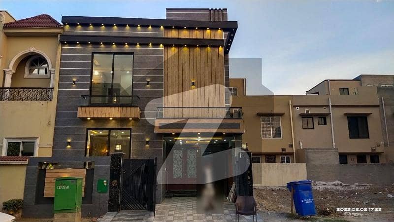 5 Marla House For Rent In DD Block Bahria Town Lahore