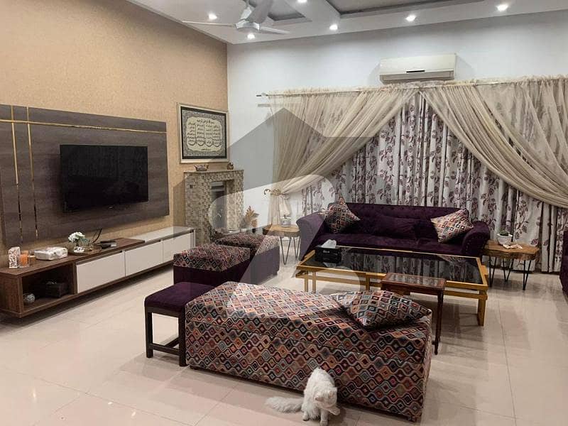 ڈیوائن گارڈنز لاہور میں 4 کمروں کا 11 مرلہ مکان 3.65 کروڑ میں برائے فروخت۔