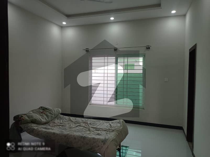 ٹاپ سٹی 1 اسلام آباد میں 5 کمروں کا 10 مرلہ مکان 4.25 کروڑ میں برائے فروخت۔