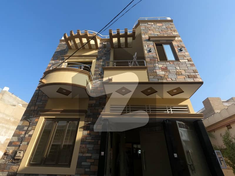 A Prime Location 133 Square Yards House In Karachi Is On The Market For sale Model Colony