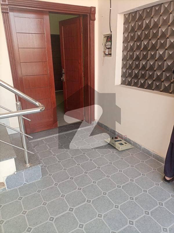 5 MARLA UPPER PORTION AVAILABLE FOR RENT IN SUNFORTS GARDENS NEAR ARCHITECTS ENGINEERS SOCIETY