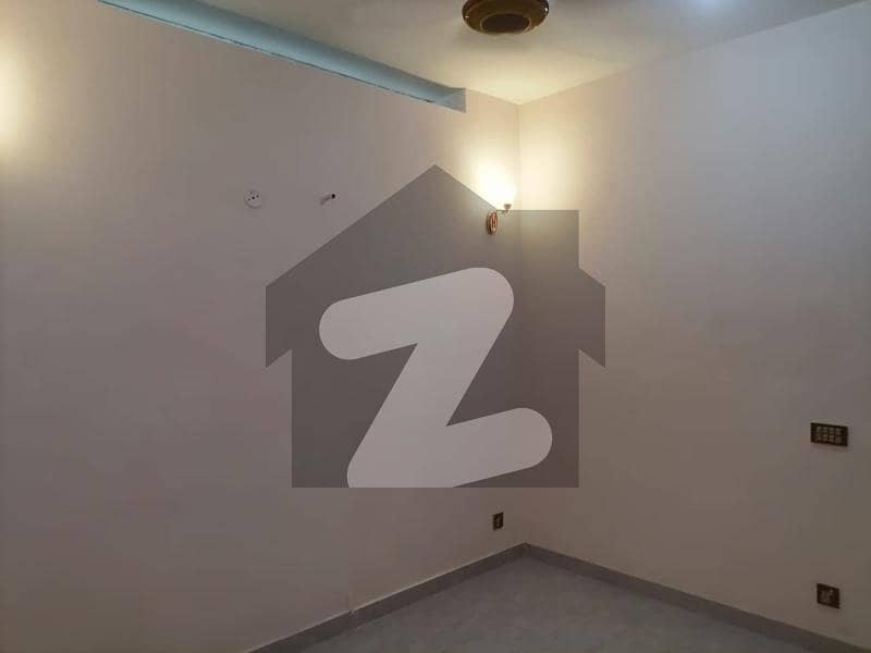 بحریہ آرچرڈ فیز 2 بحریہ آرچرڈ,لاہور میں 5 کمروں کا 12 مرلہ مکان 80.0 ہزار میں کرایہ پر دستیاب ہے۔