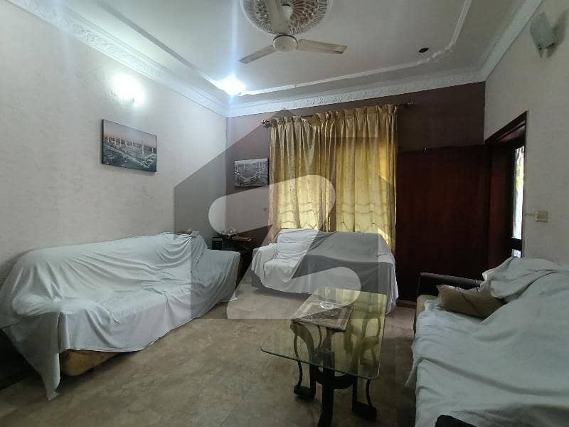 جوہر ٹاؤن فیز 1 جوہر ٹاؤن,لاہور میں 3 کمروں کا 7 مرلہ مکان 2.75 کروڑ میں برائے فروخت۔