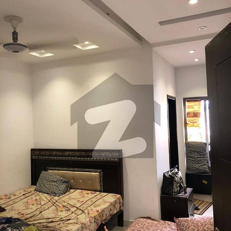 آئکن ویلی فیز 1 رائیونڈ روڈ,لاہور میں 2 کمروں کا 5 مرلہ فلیٹ 28.0 ہزار میں کرایہ پر دستیاب ہے۔