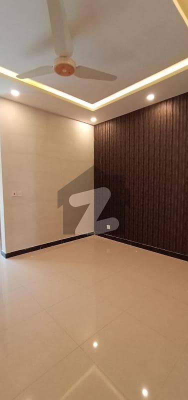 10 Marla Upper Portion Available For Rent In E-11 Islamabad