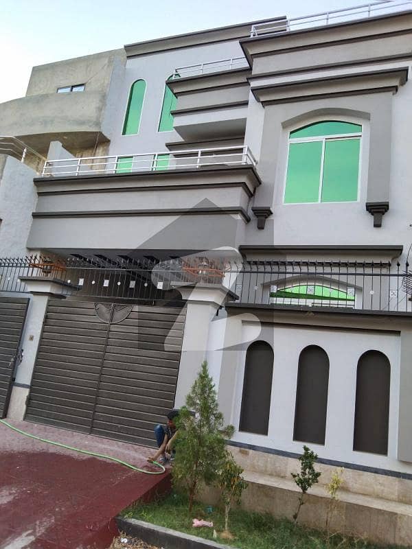 سعد سٹی اوکاڑہ میں 4 کمروں کا 5 مرلہ مکان 1.25 کروڑ میں برائے فروخت۔